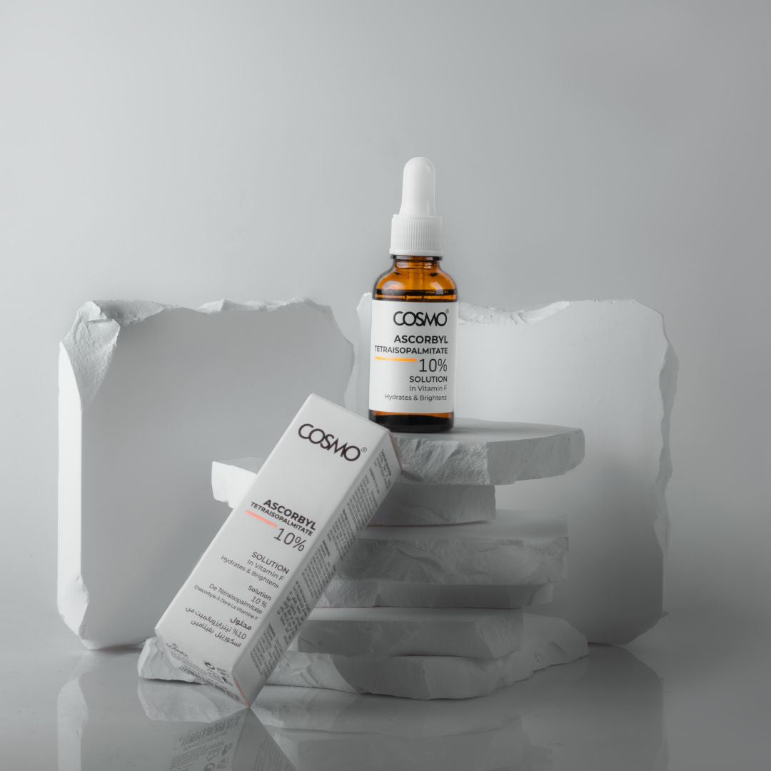 Cosmo ASCORBYL Tetraisopalmitate Solution 10% (30ml) - Serum image 3
